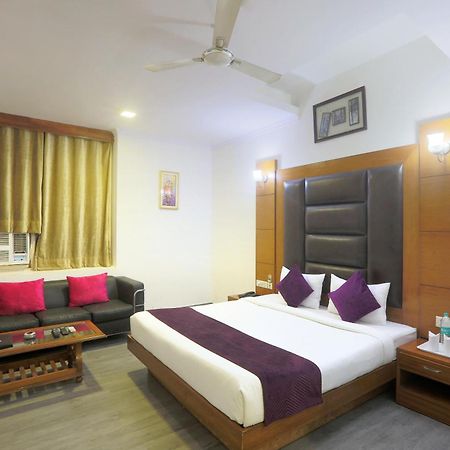 Hotel Castle Blue New Delhi Near Igi Airport Εξωτερικό φωτογραφία