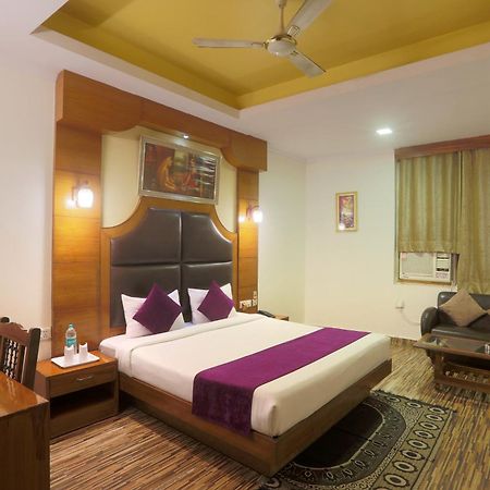 Hotel Castle Blue New Delhi Near Igi Airport Εξωτερικό φωτογραφία
