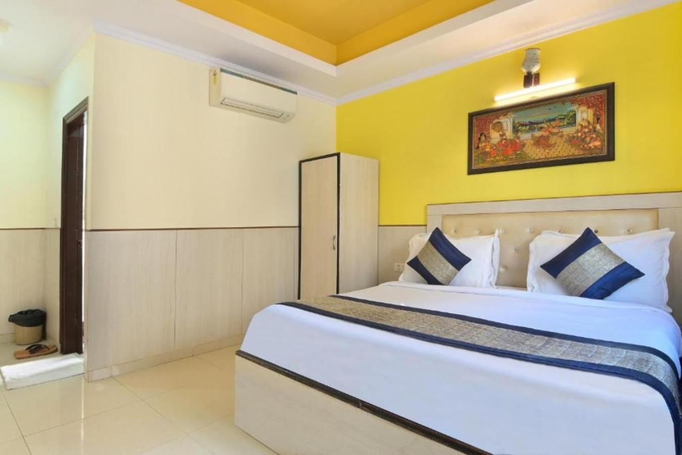 Hotel Castle Blue New Delhi Near Igi Airport Εξωτερικό φωτογραφία