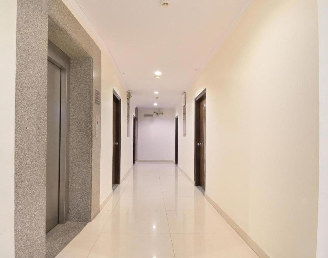 Hotel Castle Blue New Delhi Near Igi Airport Εξωτερικό φωτογραφία