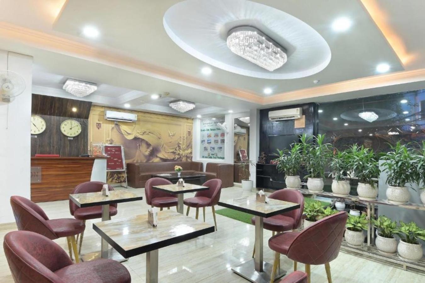 Hotel Castle Blue New Delhi Near Igi Airport Εξωτερικό φωτογραφία