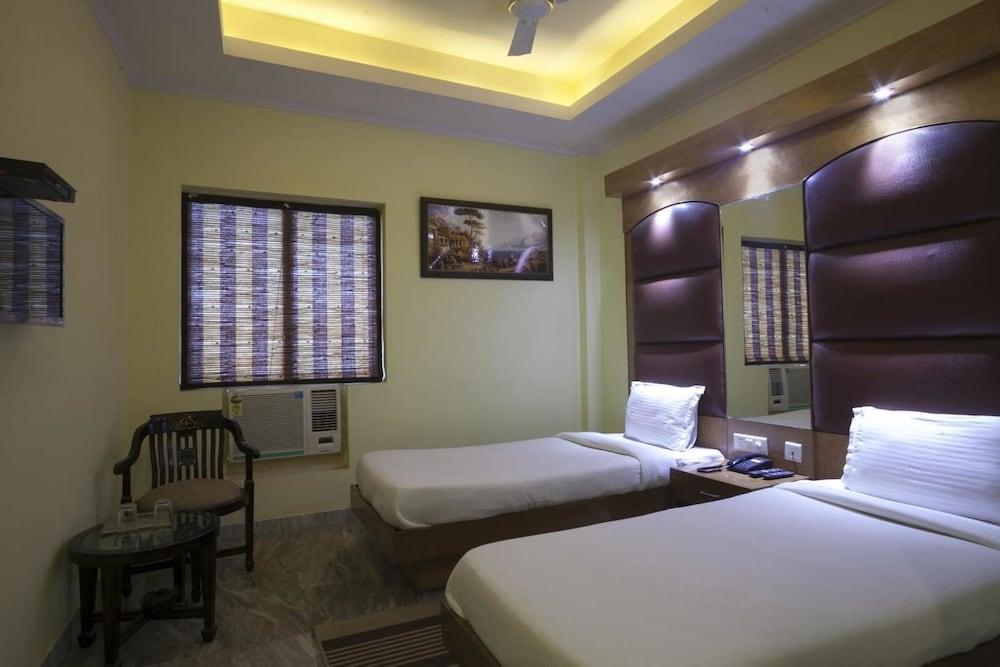 Hotel Castle Blue New Delhi Near Igi Airport Εξωτερικό φωτογραφία