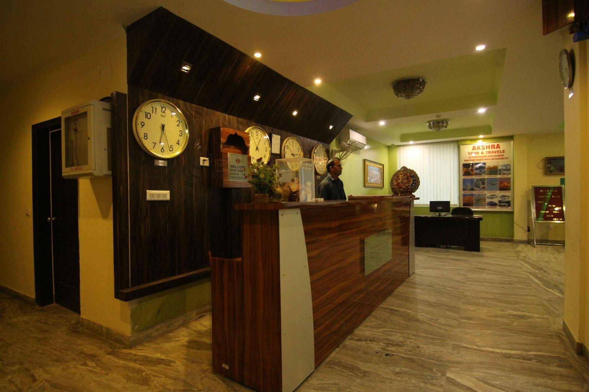 Hotel Castle Blue New Delhi Near Igi Airport Εξωτερικό φωτογραφία
